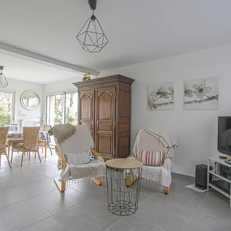 La Maison Des Marronniers Holiday home *