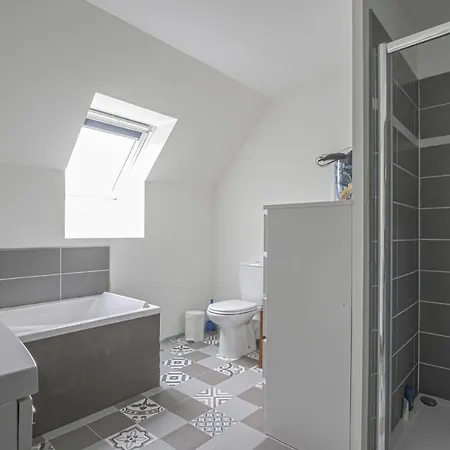 Holiday home The House Of Chestnut Trees Private Parking Bayeux