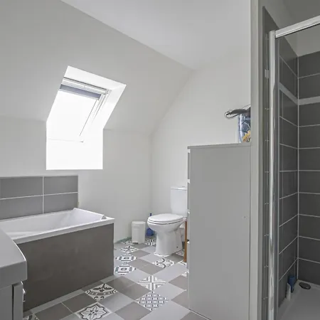 The House Of Chestnut Trees Private Parking Holiday home Bayeux